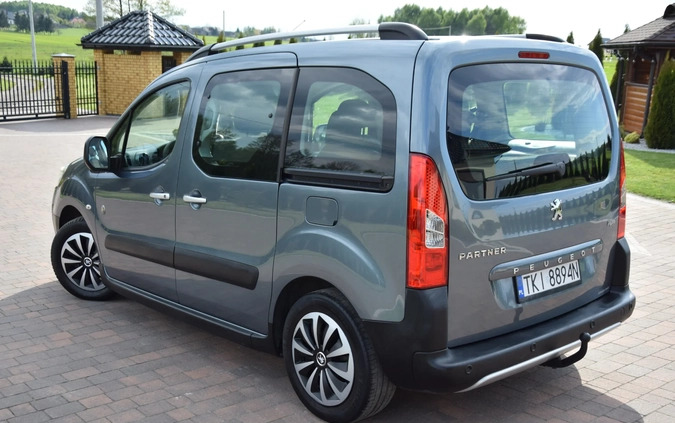 Peugeot Partner cena 24900 przebieg: 230000, rok produkcji 2010 z Chełmża małe 781